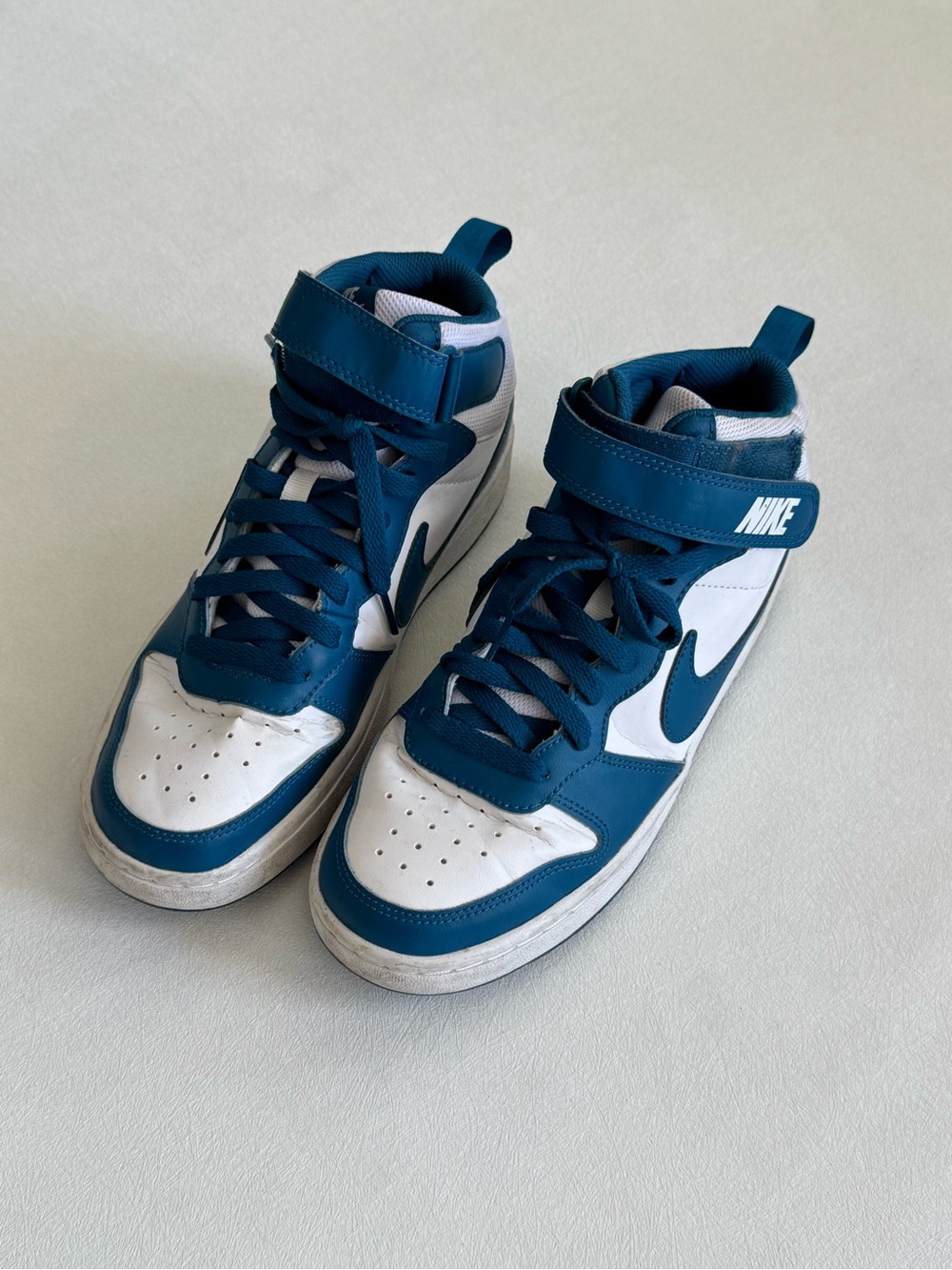 Nike Kids' Mid-Top Sneakers in White and teal